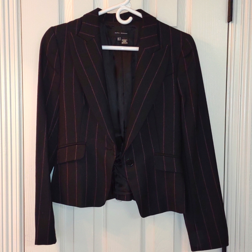 Pristine Zara Woman black business blazer/jacket with red & white stripes size 6